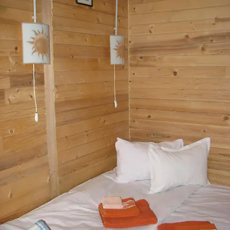 Hostel Elga's Punk Rock Vama Veche