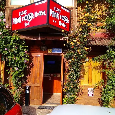 Elga's Punk Rock فاما فيكي