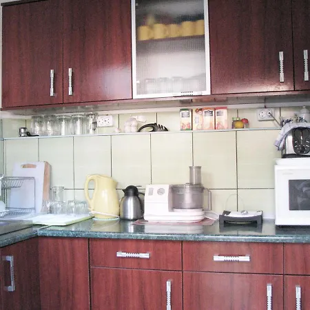 Elga's Punk Rock بيت شباب